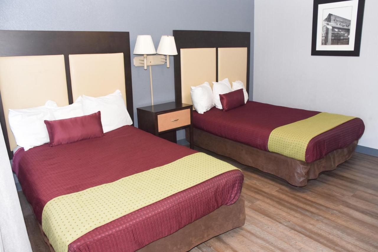 Lake Marion Inn Santee Bagian luar foto