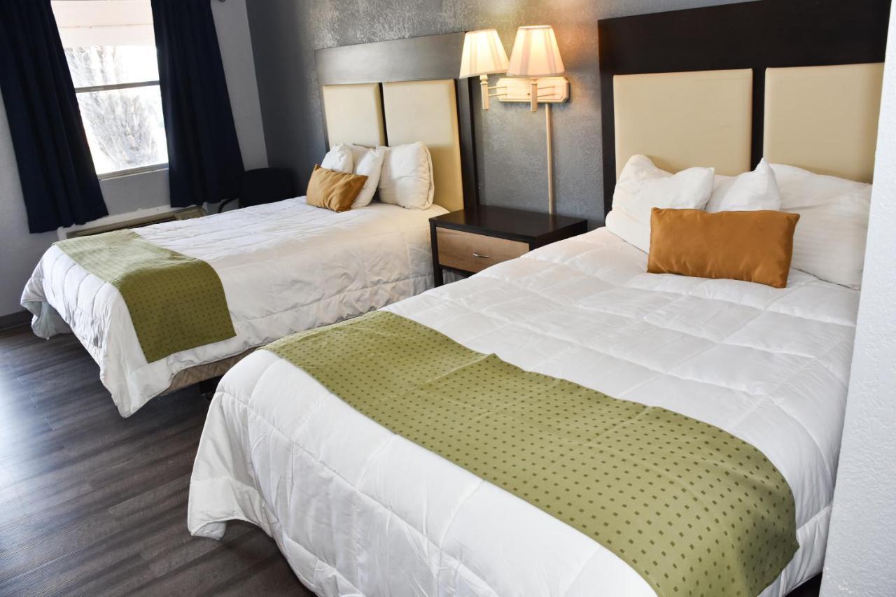 Lake Marion Inn Santee Bagian luar foto