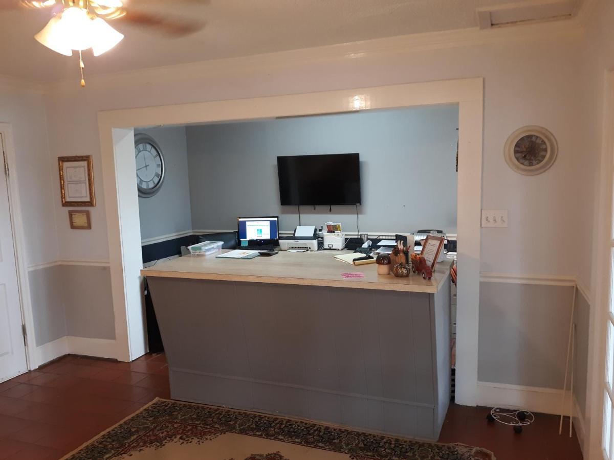 Lake Marion Inn Santee Bagian luar foto
